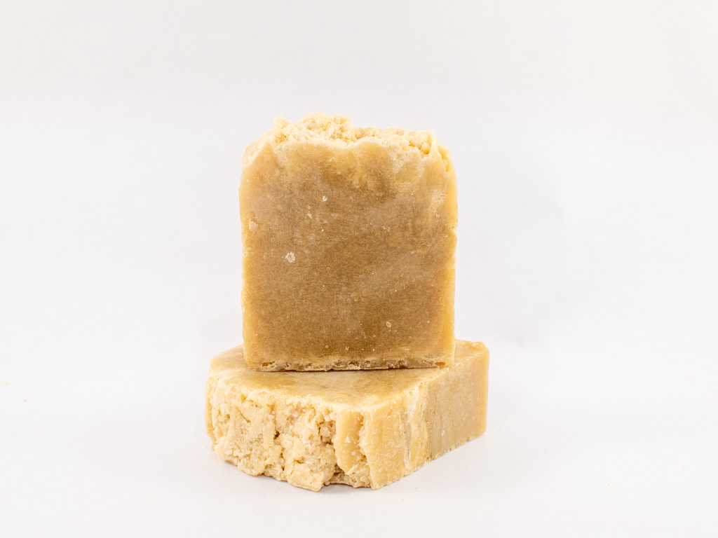 Lumberjack-green-clove-soap-2